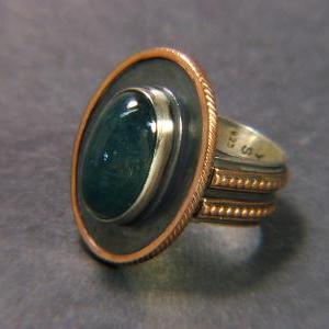 Natural 11 Carats Emerald Silver Ring