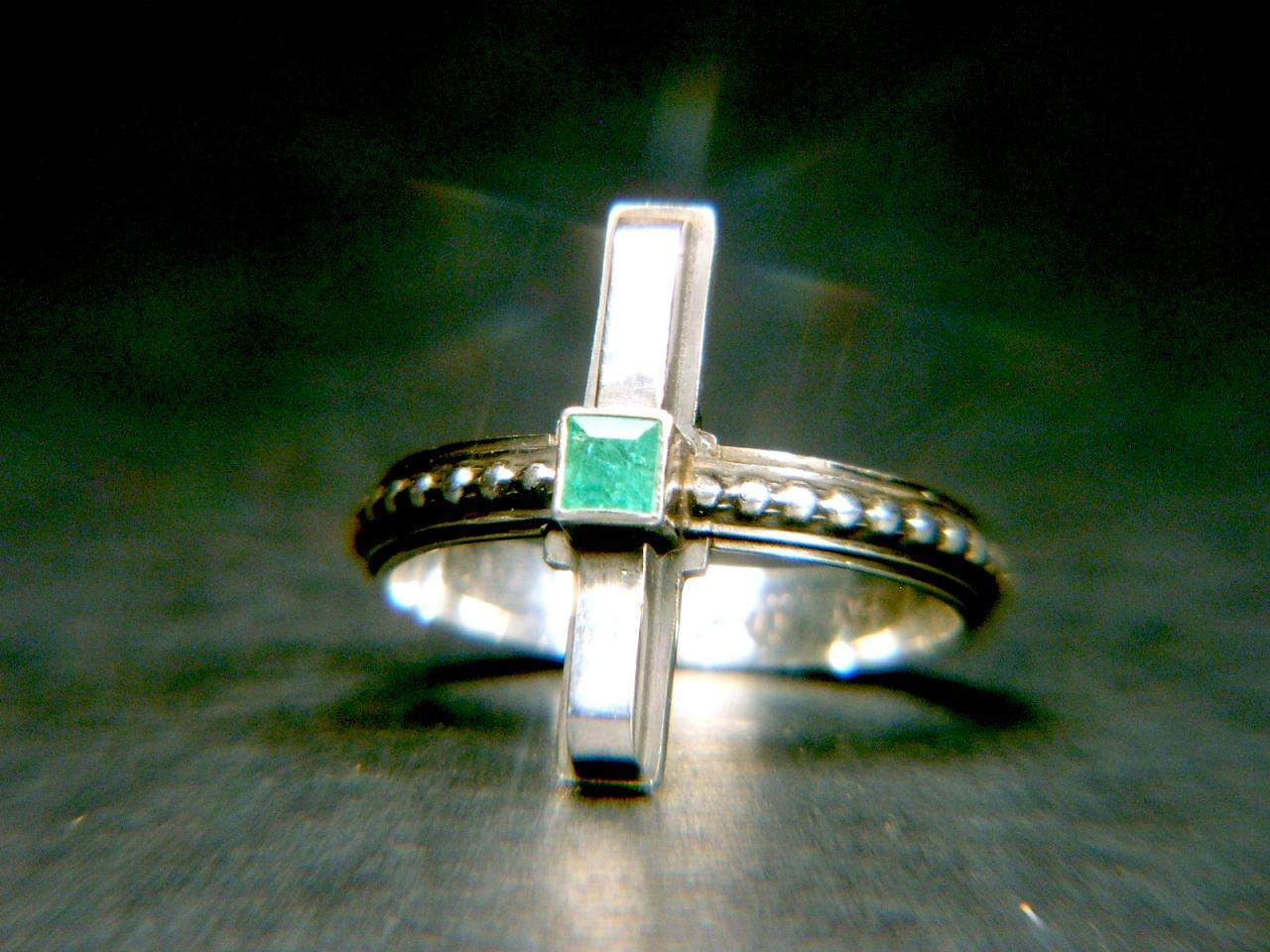 Art Deco Colombian Emerald Sterling Ring